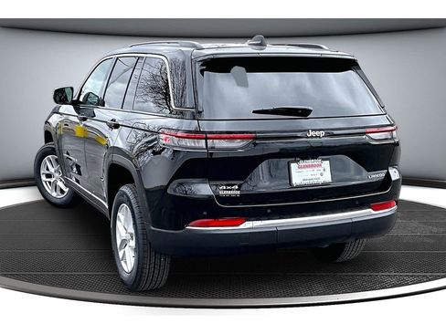 New 2026 Jeep Grand Cherokee Laredo X AWD/4WD image 4