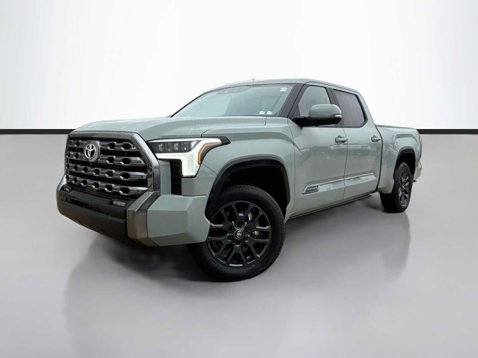 Used 2026 Toyota Tundra Platinum AWD/4WD image 1
