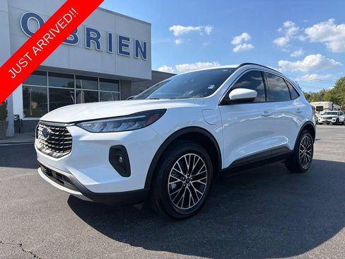 Used 2023 Ford Escape SE FWD image 1