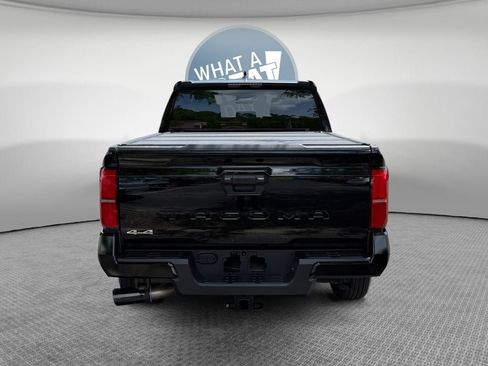 Certified 2026 Toyota Tacoma SR5 AWD/4WD image 5