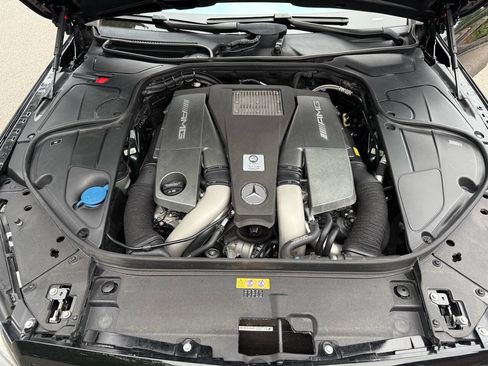 Used 2017 Mercedes-Benz S 63 AMG 4MATIC Sedan image 28