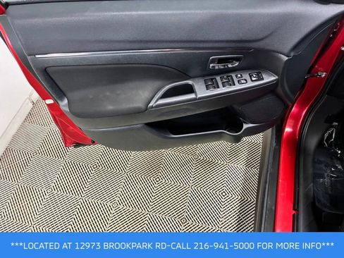 Used 2016 Mitsubishi Outlander Sport ES FWD image 8
