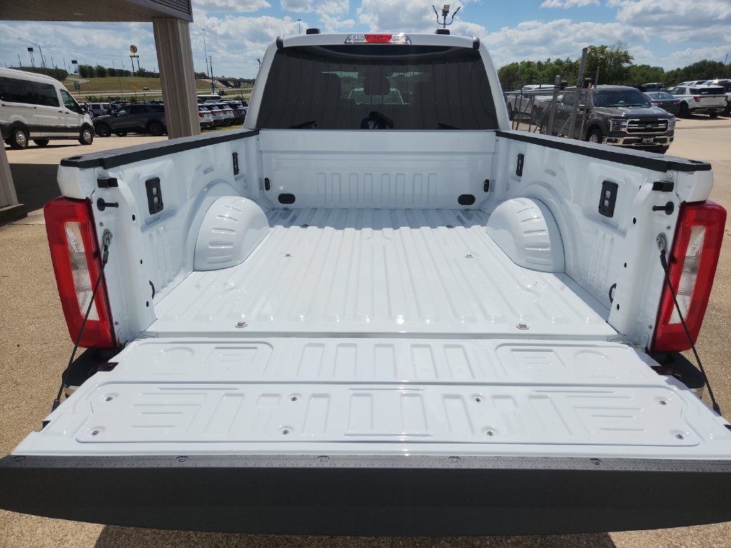 New 2027 Ford F250 XLT w/ FX4 Off-Road Package AWD/4WD image 26