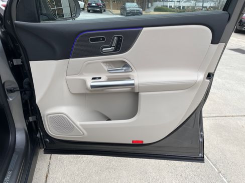 Certified 2022 Mercedes-Benz GLA 250 image 44