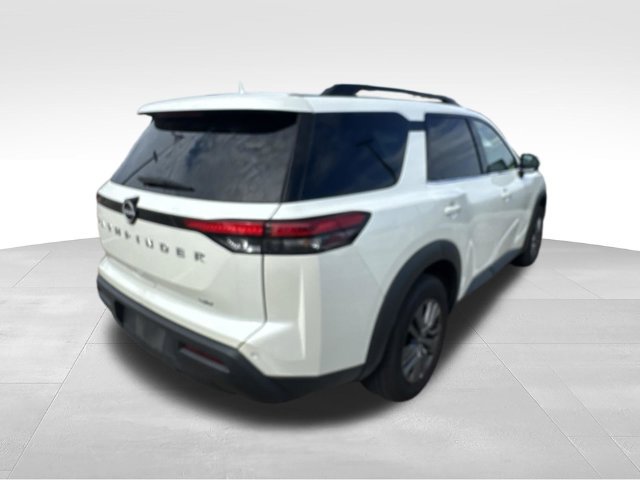 Used 2024 Nissan Pathfinder SV FWD image 25