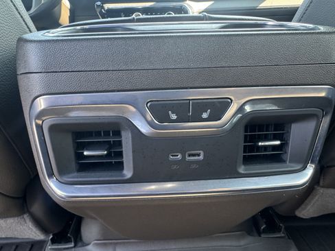 Used 2022 GMC Sierra 1500 Denali AWD/4WD image 33