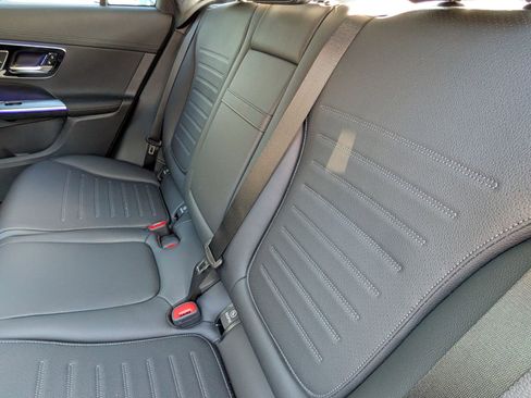 New 2026 Mercedes-Benz GLC 300 4MATIC image 30