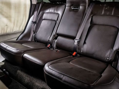 Used 2021 Land Rover Range Rover P525 Westminster Edition image 31