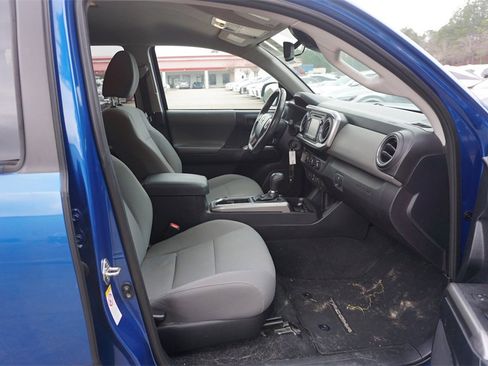 Used 2018 Toyota Tacoma SR5 image 15