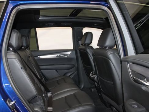 Certified 2023 Cadillac XT6 Luxury AWD/4WD image 15