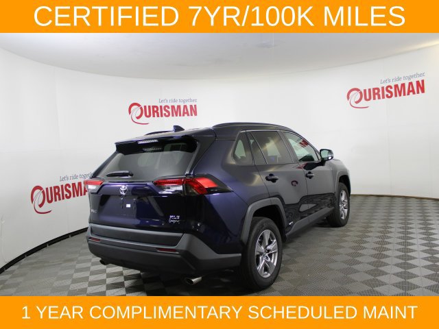 Used 2025 Toyota RAV4 XLE AWD/4WD image 8