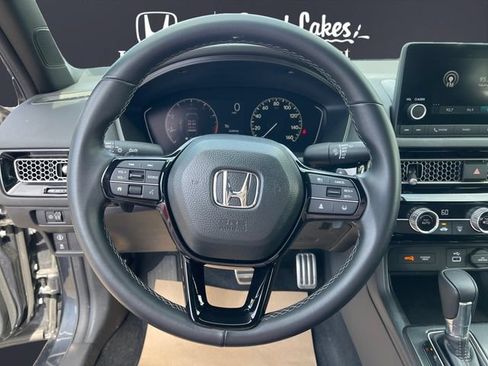 Used 2024 Honda Civic Sport image 12