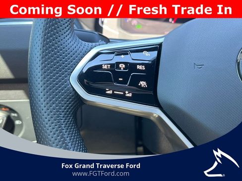 Used 2022 Volkswagen Tiguan SEL R-Line AWD/4WD image 19
