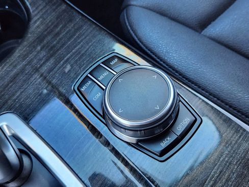 Used 2017 BMW X3 xDrive35i w/ Technology Package image 19