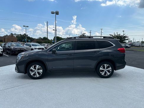 Used 2023 Subaru Ascent Premium w/ Convenience Package AWD/4WD image 4