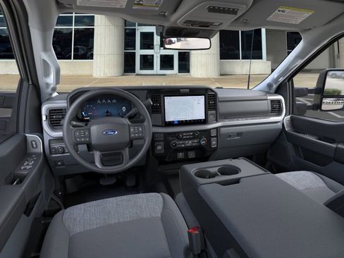 New 2026 Ford F250 XLT w/ XLT Premium Package image 31