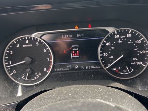 Used 2024 Nissan Pathfinder Rock Creek AWD/4WD image 6