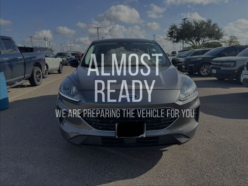 Used 2021 Ford Escape SE w/ SE Sport Appearance Package FWD image 1