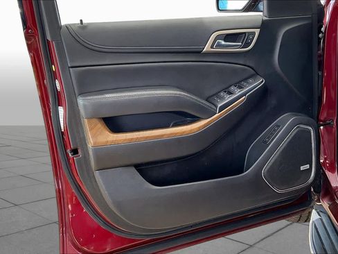 Used 2020 GMC Yukon XL Denali RWD image 20