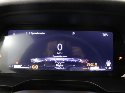 Used 2024 Jeep Grand Cherokee Altitude AWD/4WD image 19