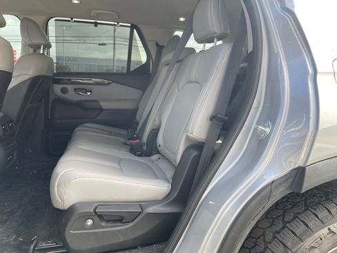Used 2023 Honda Pilot EX-L image 11