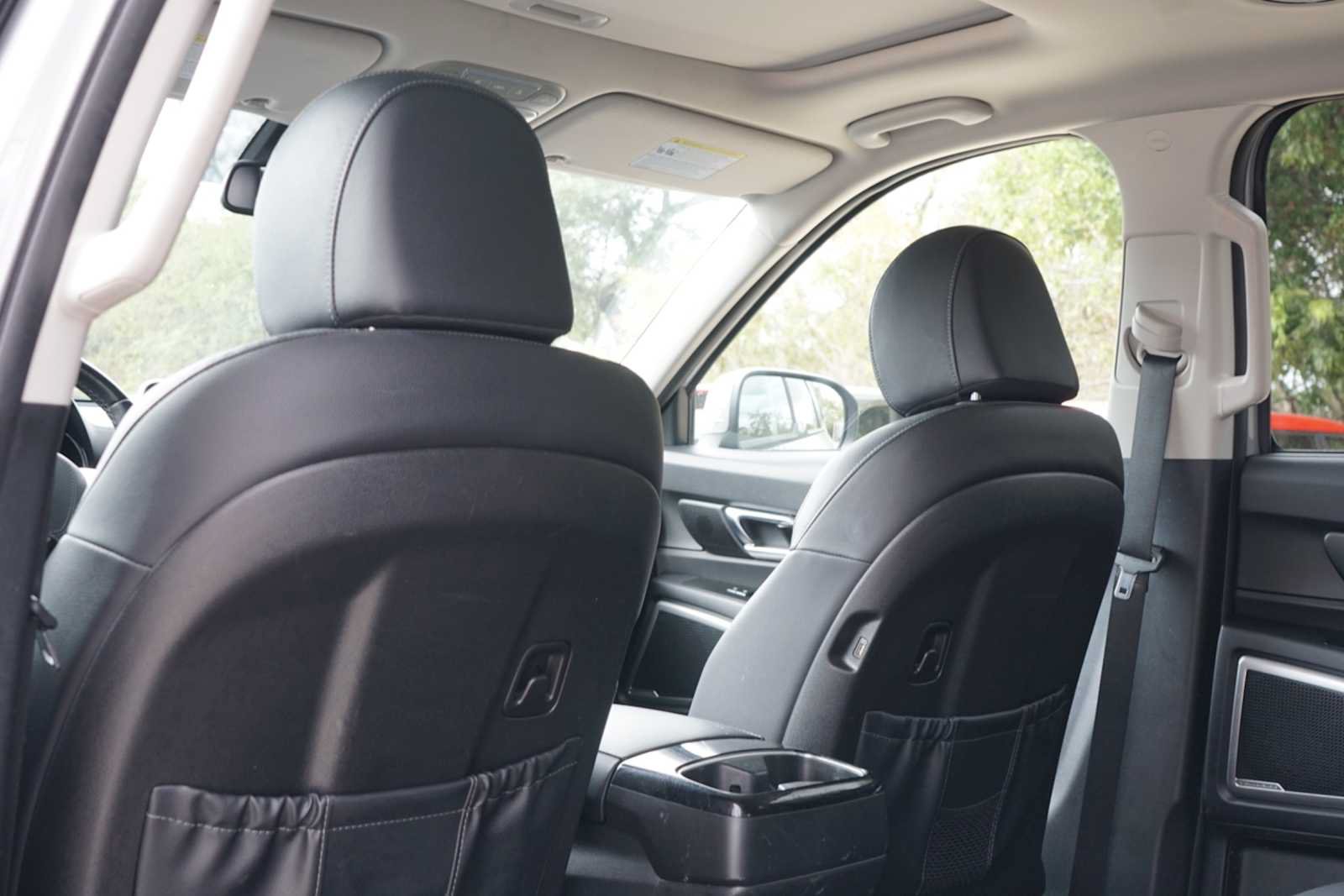 Certified 2022 Kia Telluride EX w/ EX Premium Package AWD/4WD image 19