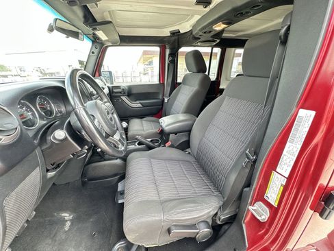 Used 2012 Jeep Wrangler Unlimited Sport AWD/4WD image 15