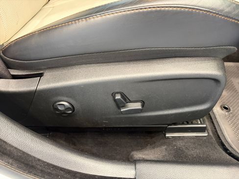 Used 2015 Dodge Charger SXT w/ Plus Group RWD image 33