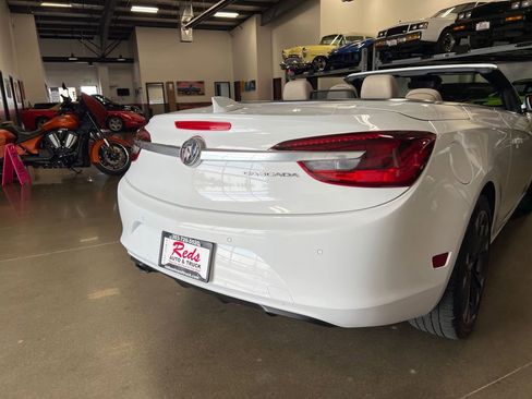 Used 2019 Buick Cascada Premium image 27