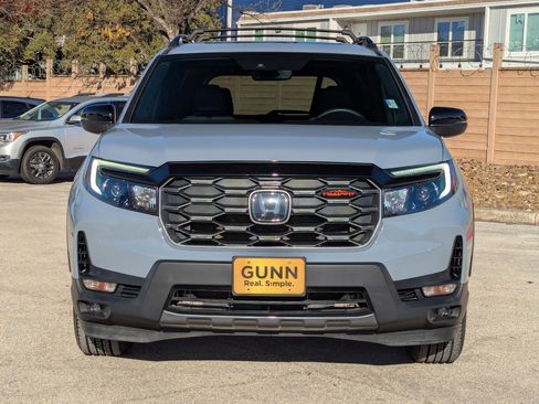 Used 2022 Honda Passport TrailSport image 9