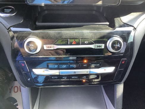 Used 2023 Ford Explorer ST-Line image 19