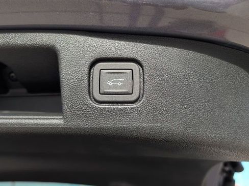 New 2025 Chevrolet Blazer EV RS image 11