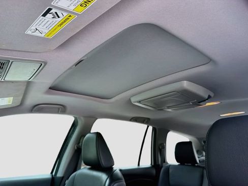 Used 2021 Honda Pilot Touring image 28