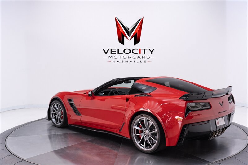 Used 2018 Chevrolet Corvette Z06 RWD image 16