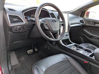 Used 2024 Ford Edge ST-Line w/ Class II Trailer Tow Package video 2