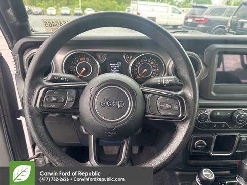 Used 2023 Jeep Wrangler Sport AWD/4WD image 12