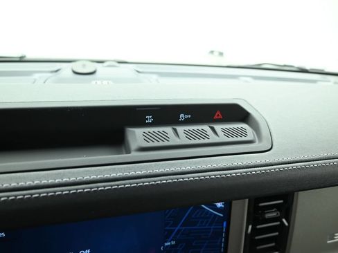 New 2026 Ford Bronco Outer Banks AWD/4WD image 15