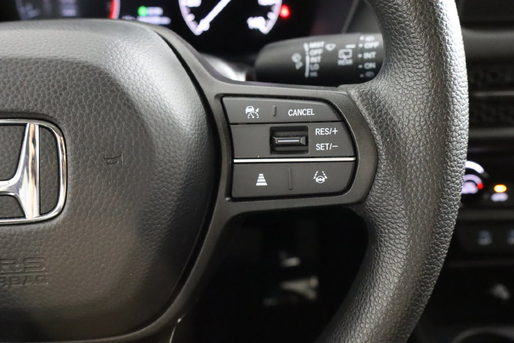 Used 2026 Honda HR-V LX image 10