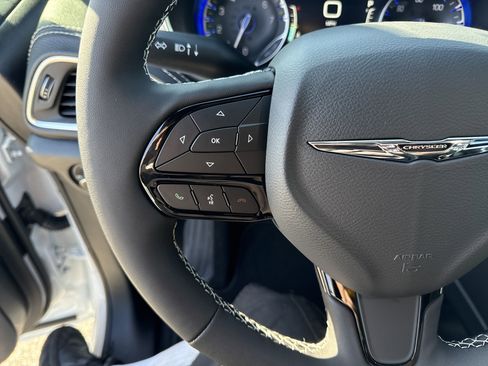 New 2026 Chrysler Pacifica Limited w/ S Appearance Package image 19