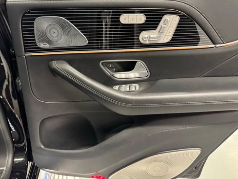 Used 2021 Mercedes-Benz Maybach GLS 600 4MATIC image 24