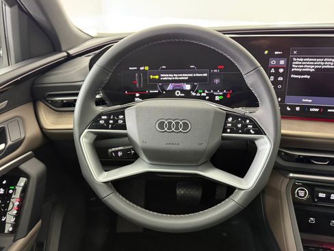 New 2025 Audi Q5 Premium Plus image 18