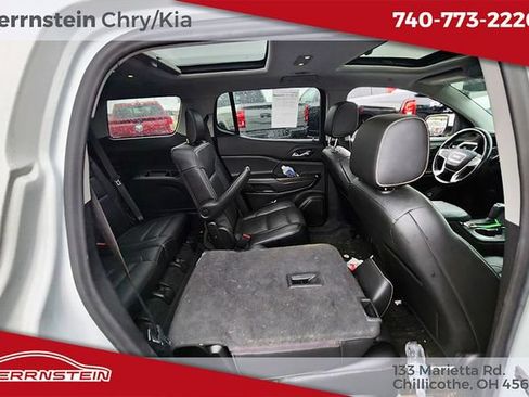 Used 2019 GMC Acadia SLT AWD/4WD image 22