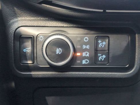 Used 2025 Ford Explorer ST AWD/4WD image 17