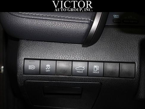 Used 2021 Toyota Camry SE FWD image 17