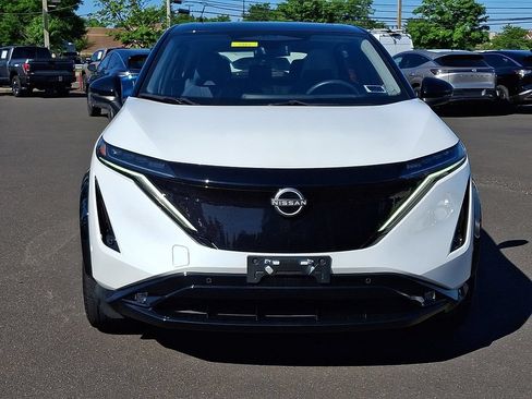 Certified 2024 Nissan Ariya AWD image 2