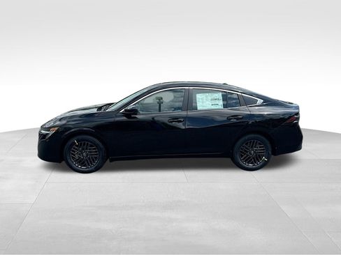 New 2026 Nissan Sentra SV FWD image 4