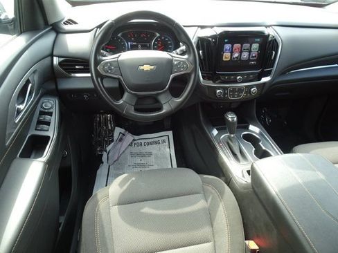 Used 2019 Chevrolet Traverse LT FWD image 13