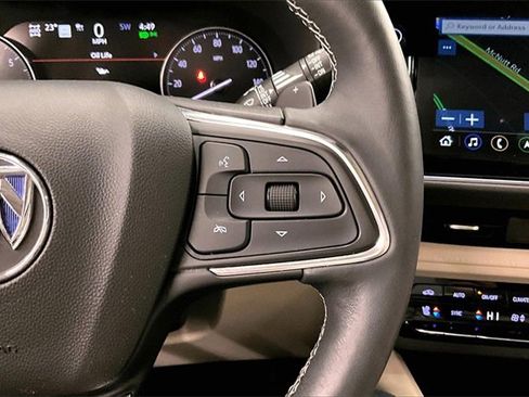 Used 2023 Buick Envision Avenir image 24