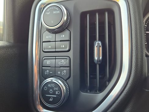 Used 2021 GMC Sierra 2500 Denali w/ Denali Black Diamond Edition image 33