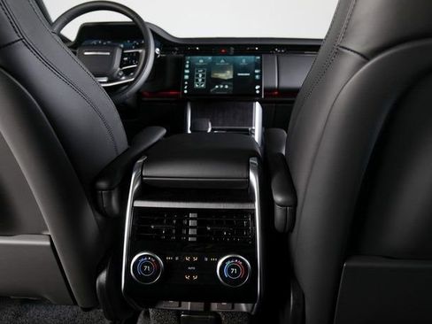 New 2025 Land Rover Range Rover SE image 11